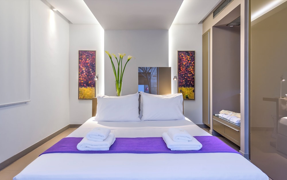 Youphoria Villas