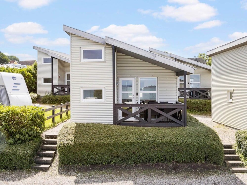 8 Person Holiday Park Home in Faaborg