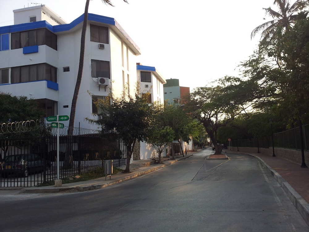 Apartamentos Santa Marta Rodadero 01