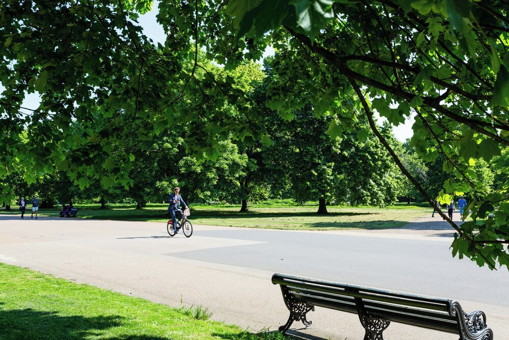 Edge Street IV by Onefinestay