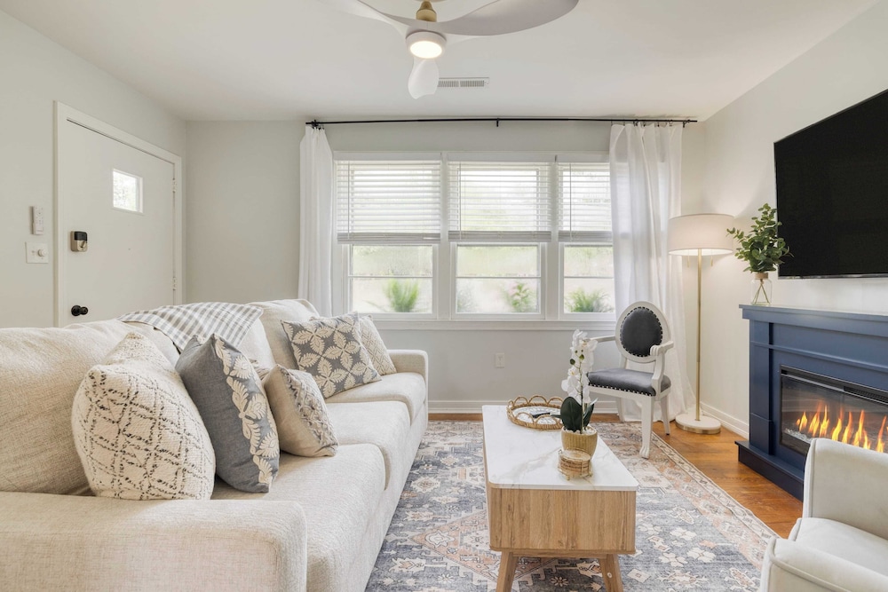 Arsenal Buyout by Avantstay 2 Homes Near Sullivans Island w/ Outdoor Dining