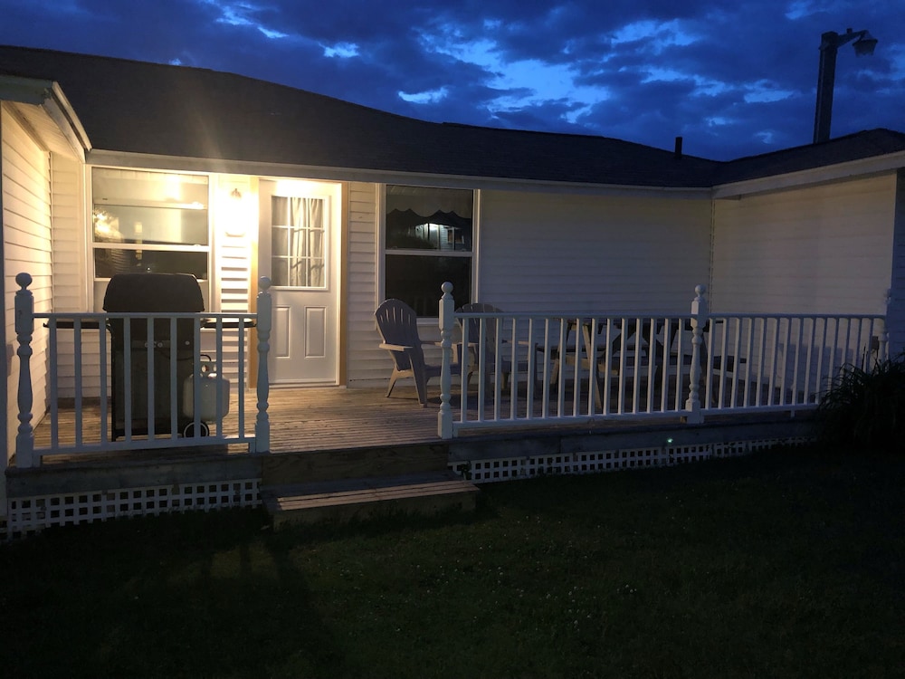 Shining Waters Cottages