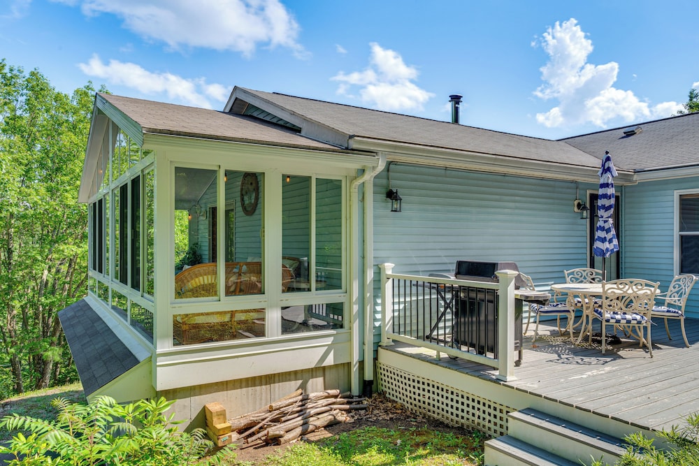 3 Mi to Gunstock Mountain Resort: Gilford Getaway
