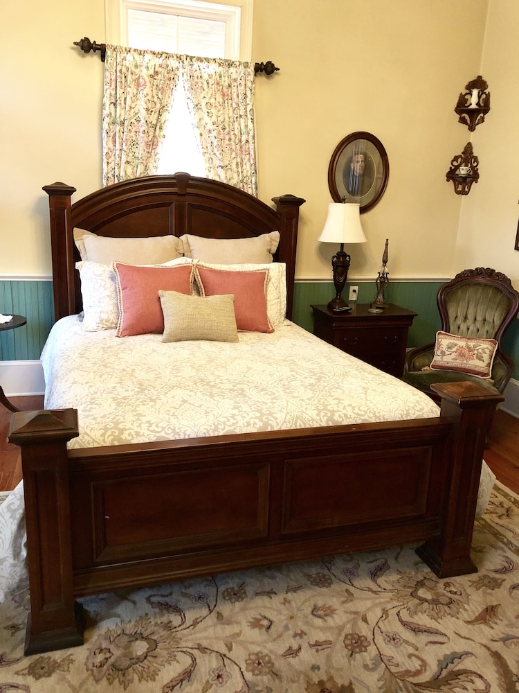 Concord Inn