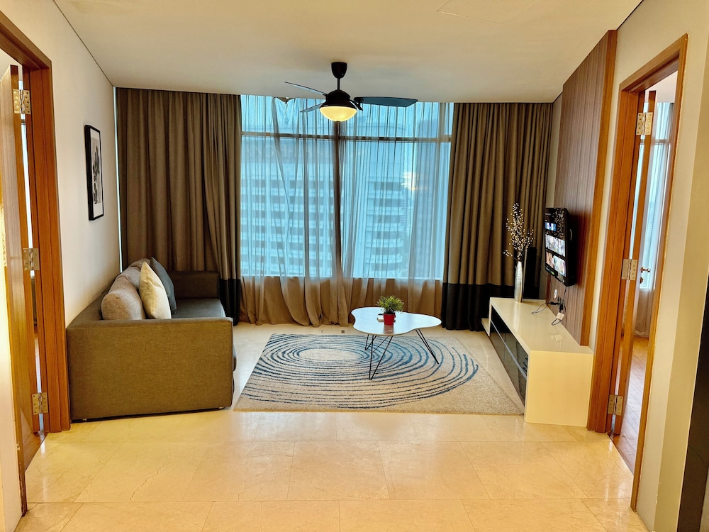 Vortex suites klcc
