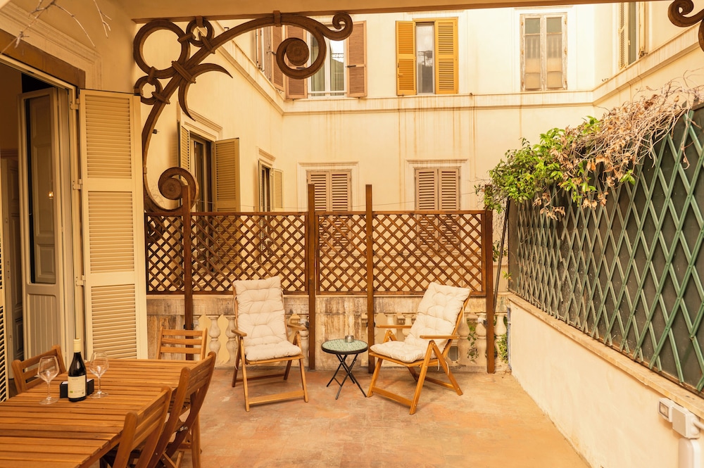Palazzo Barberini Grand Retreat