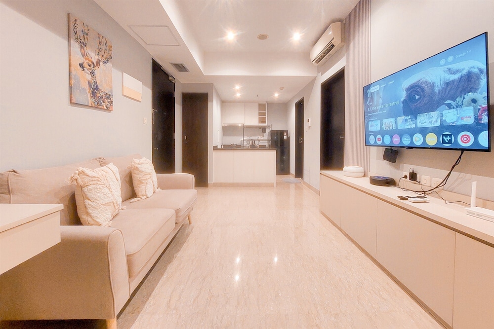 Modern Look And Comfy 1Br Apartment Branz Bsd City