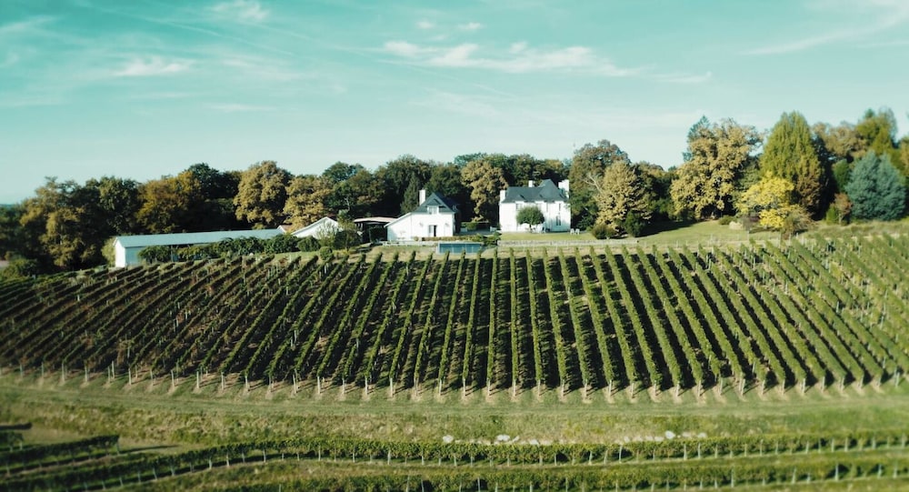 Clos Mirabel Manor B&B