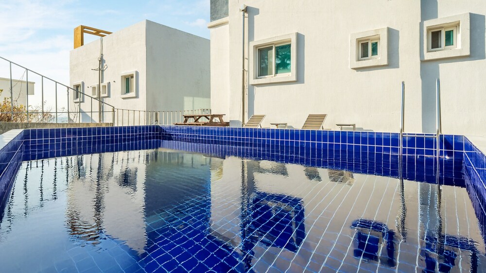 Yeosu Porrr Ocean View Pension