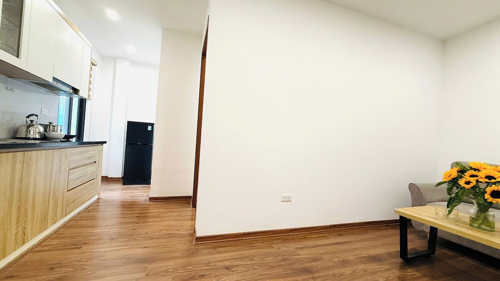 Era Apartment Thinh Hao