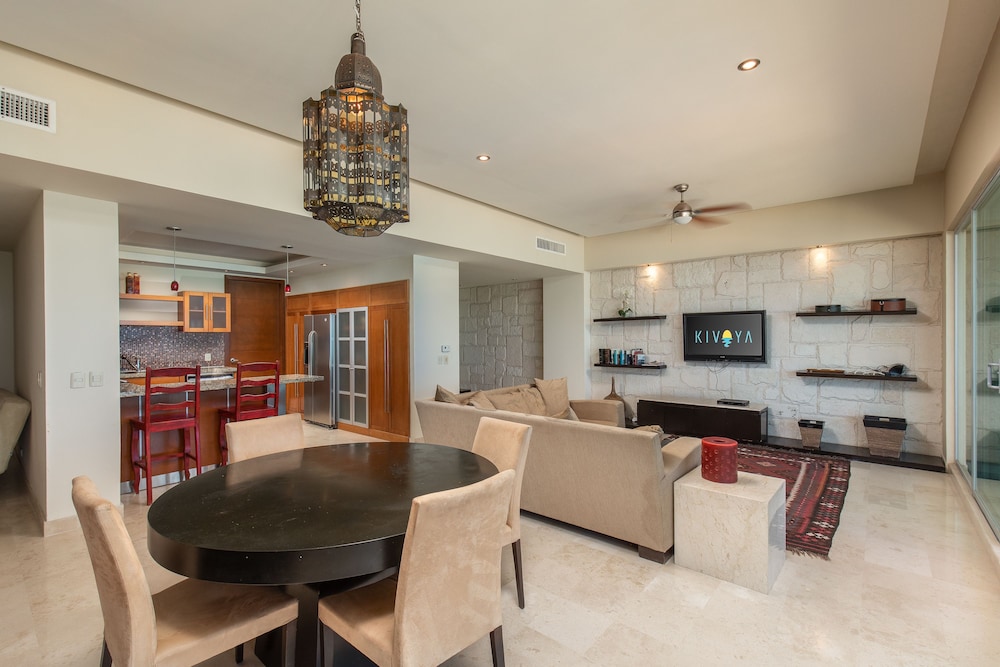 Encanto Living 0504 -2BR by Kivoya