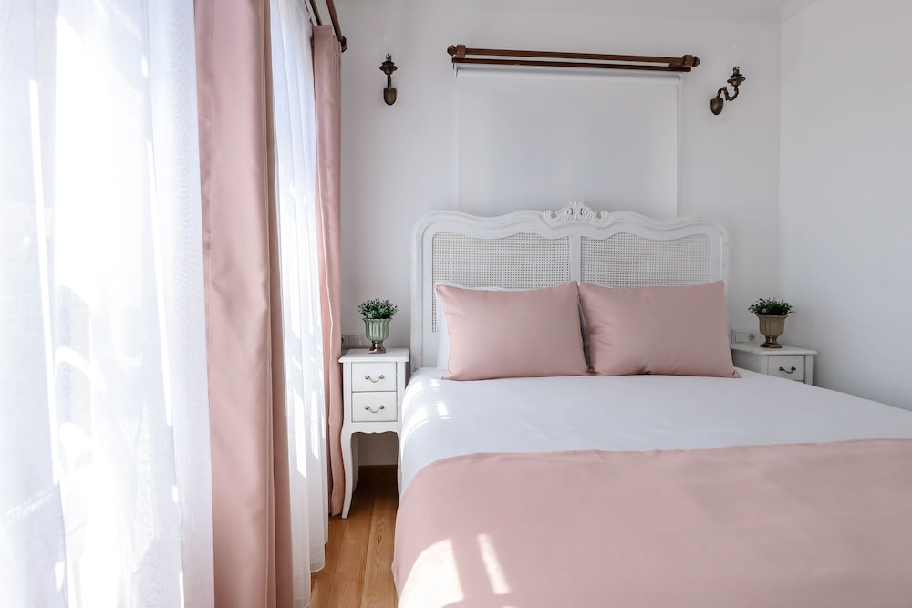 Ali Baris Pansiyon Cunda - Image 14