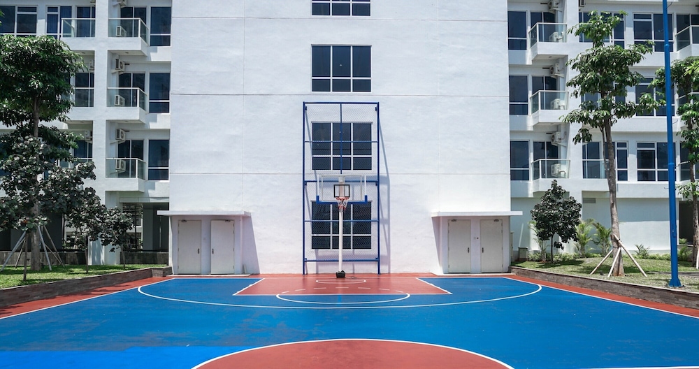 Deluxe and Comfortable Studio Puri Mansion Apartment view 3