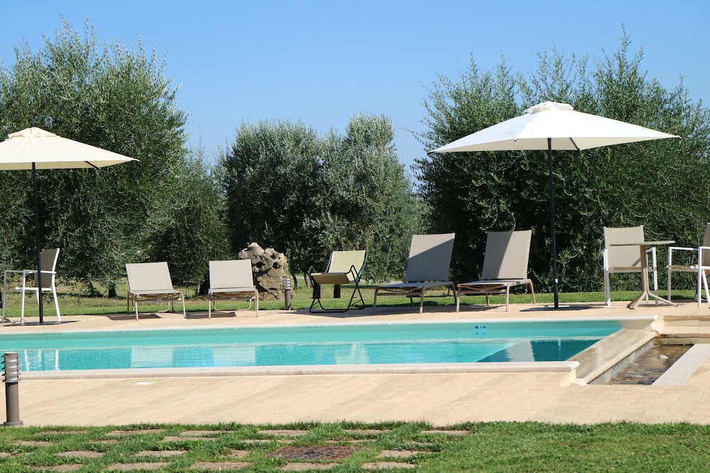 Le Buche Wine Resort & Spa