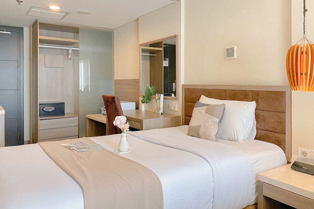 Comfy Studio (No Kitchen) At Apartment Grand Palace Kemayoran
