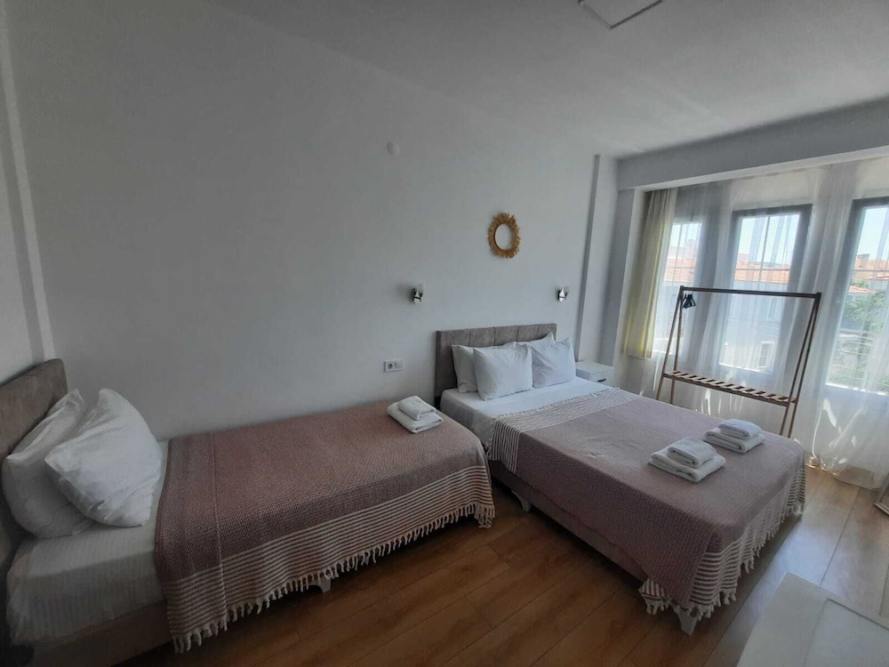 Adil Otel