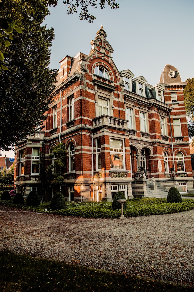 't Kasteel en 't Koetshuys
