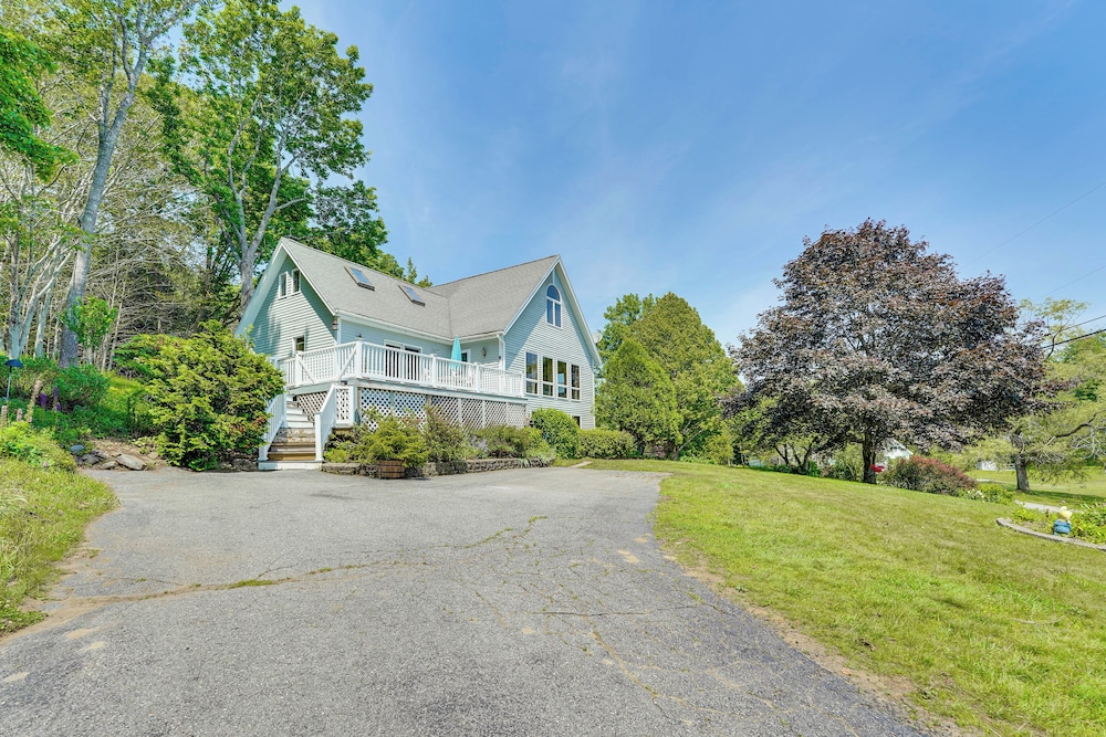 Boat & Kayak Nearby: Barters Island Home w/ Views