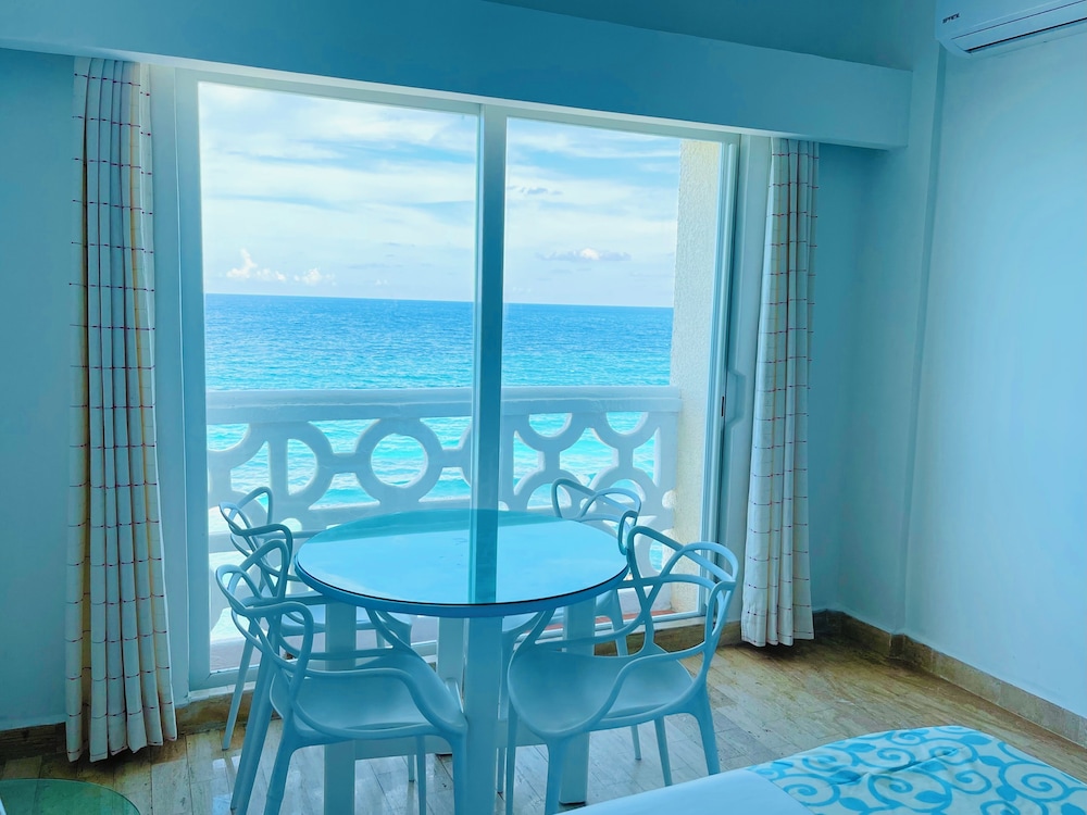 OvaCancun Apartments