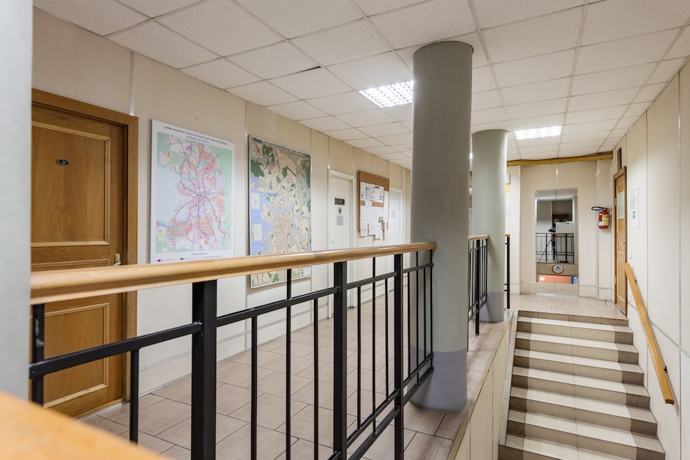 Metro-Tour Hostel