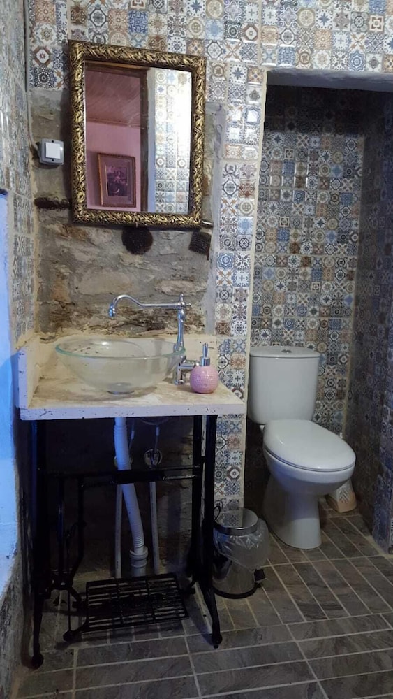 Photo 46