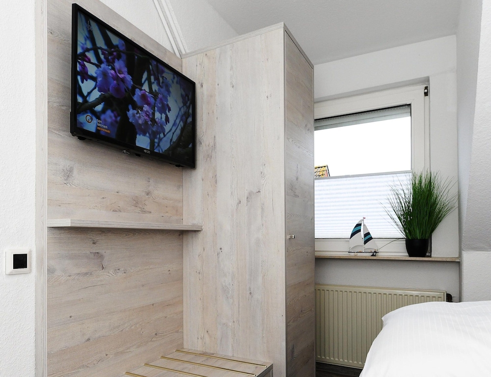 Helle Ferienwohnung fur Zwei Personen in Bensersiel