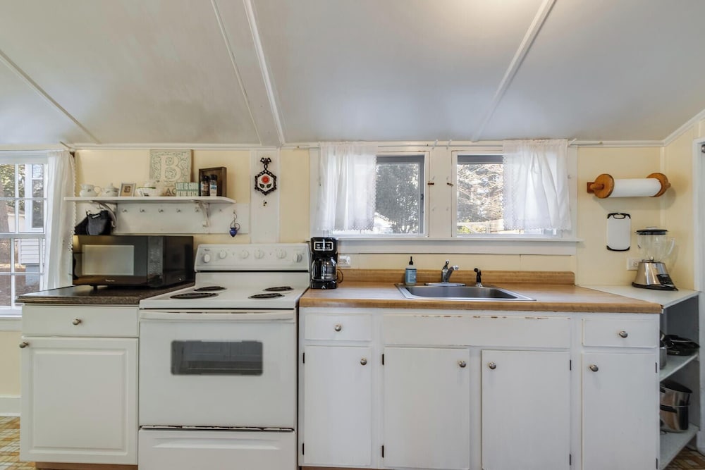 Hickman Street 103