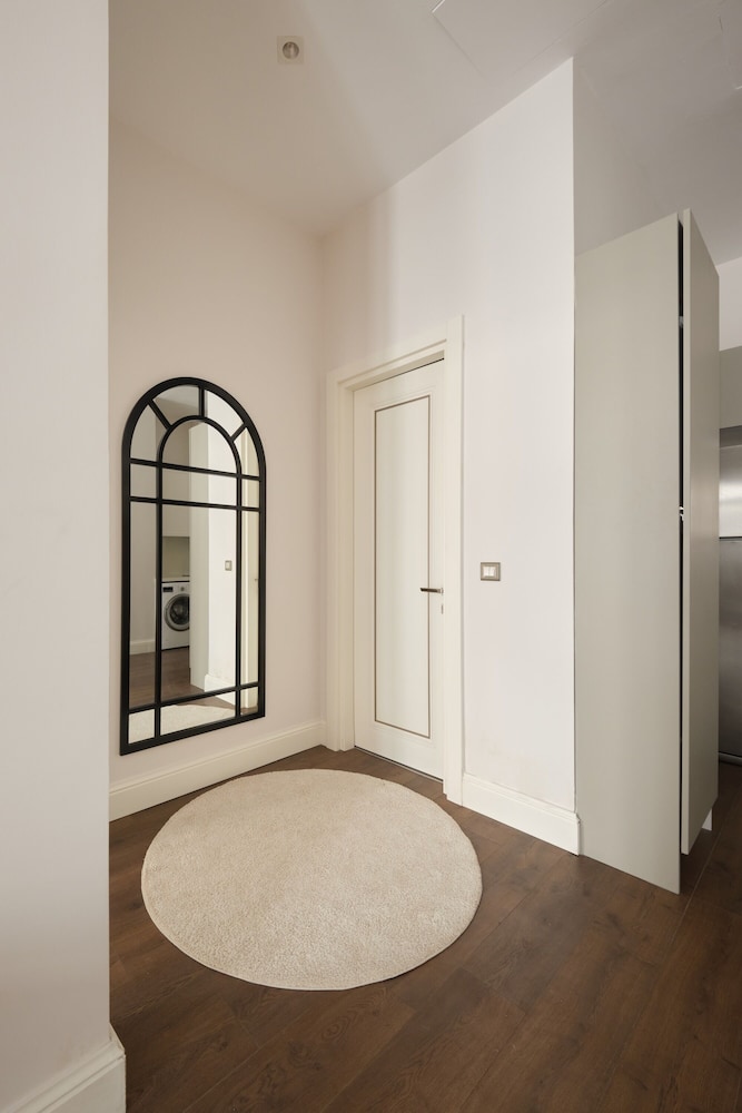 Taksim 360 Lagirio Residence
