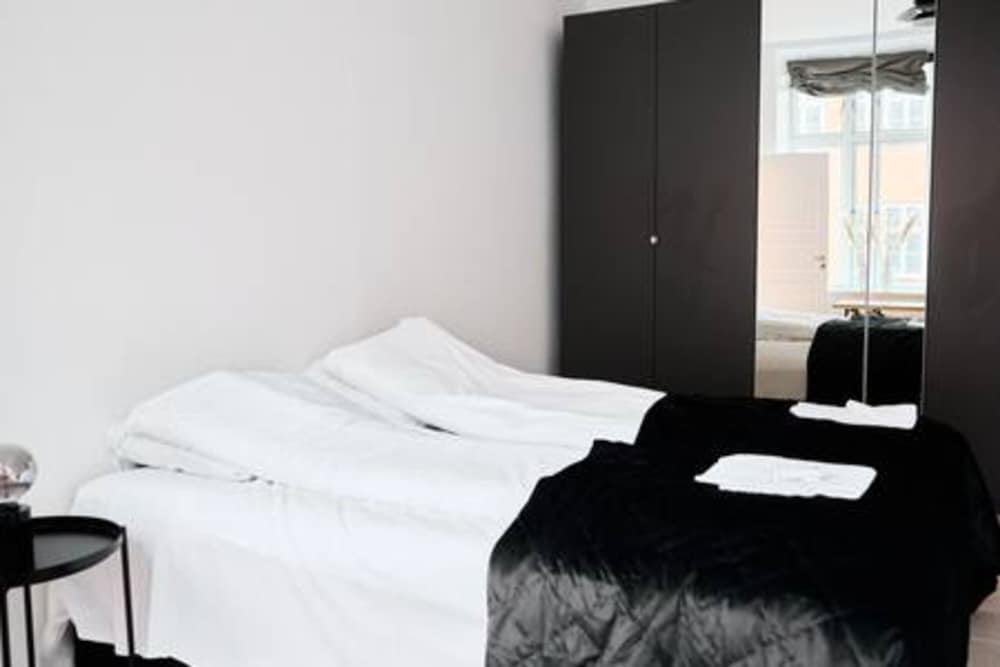 Stunning 2br in the Heart of CPH