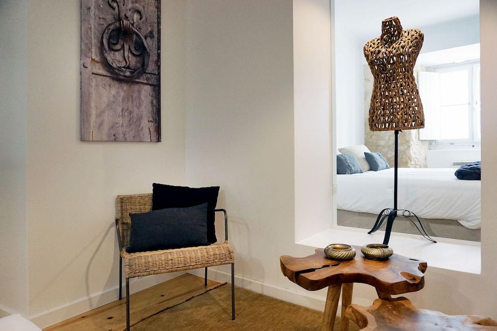 Sonel Investe Anjos Boutique Apartments
