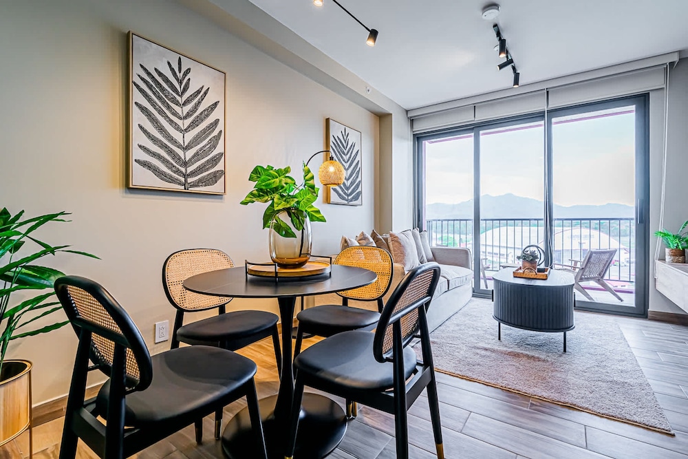 Sloane Gardens by Onefinestay