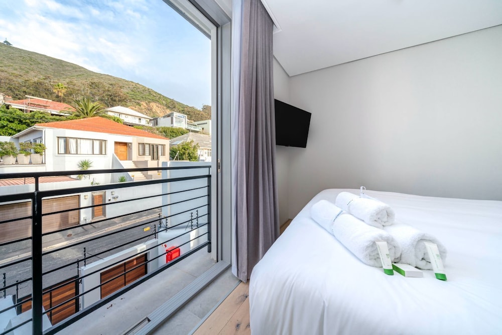 Deluxe Luxury 2 Bedroom Apartment, Seapoint