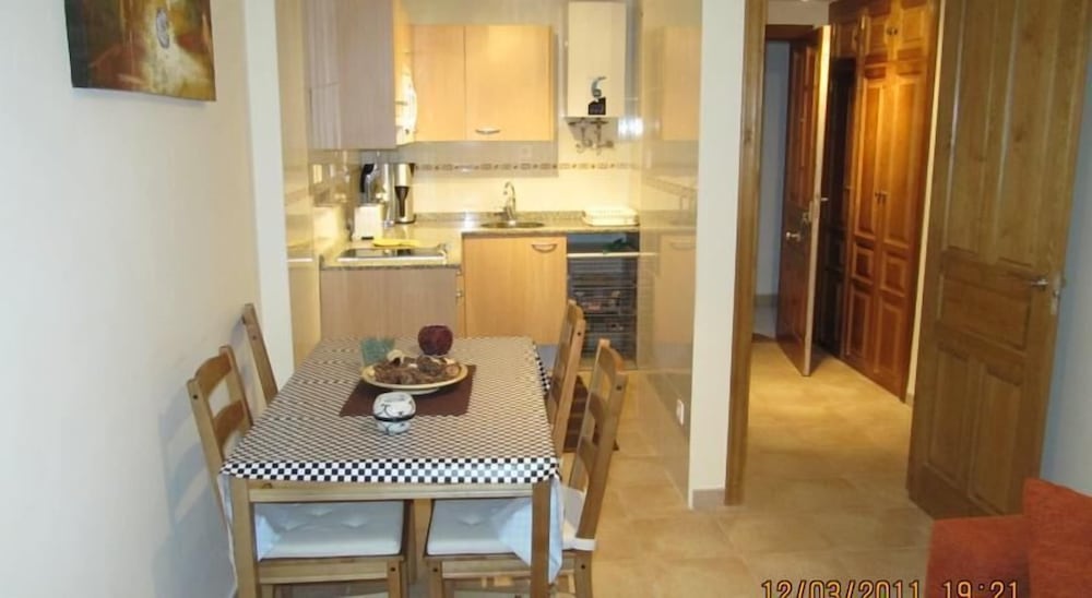 Apartamentos Reservas Leon