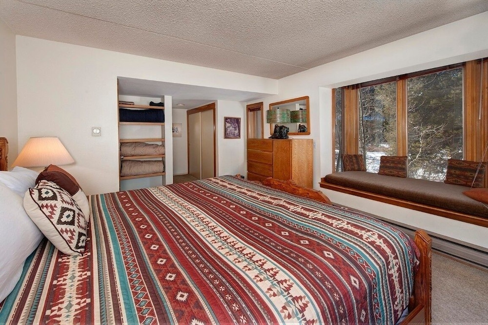 1776 Decatur 4 Bedroom Condo