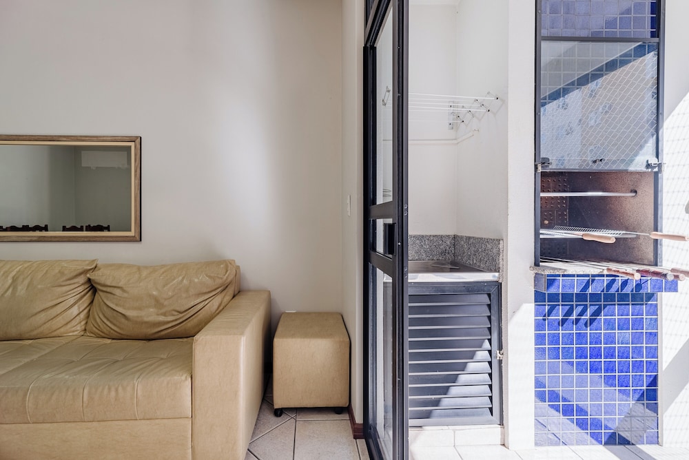 Apt w/ Balcony 150m From Sea Meia Praia Rcb405