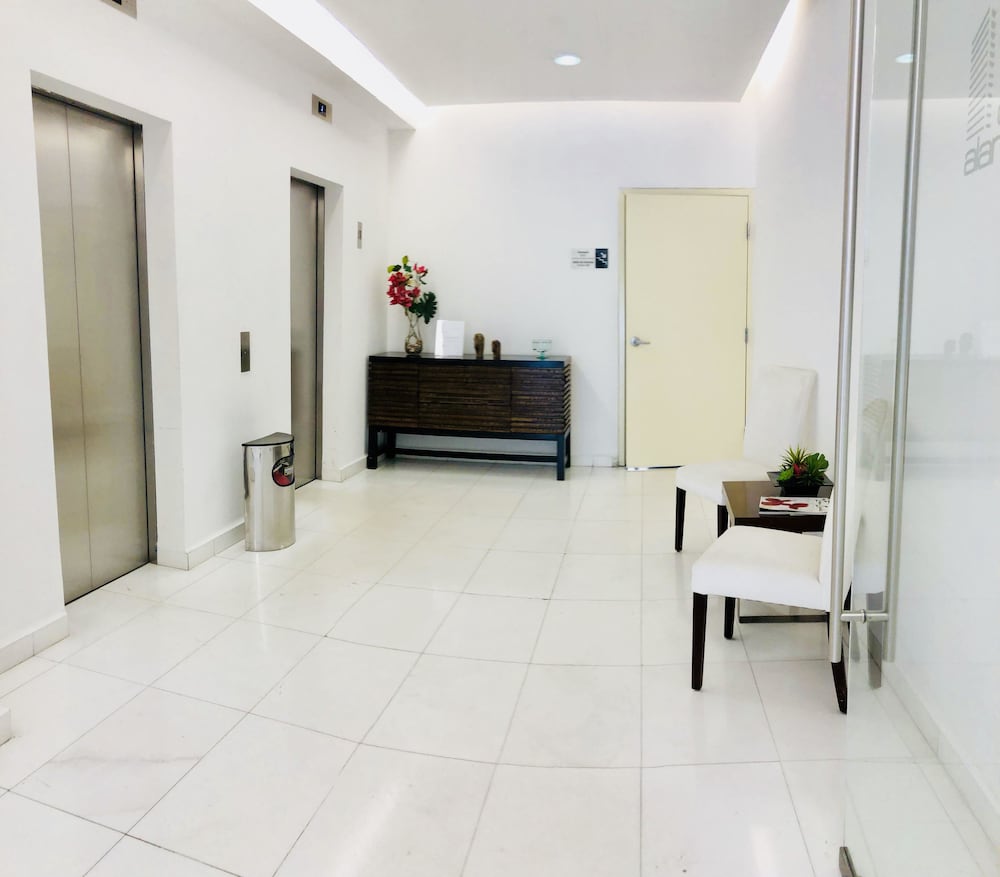 Apartment Downtown 304