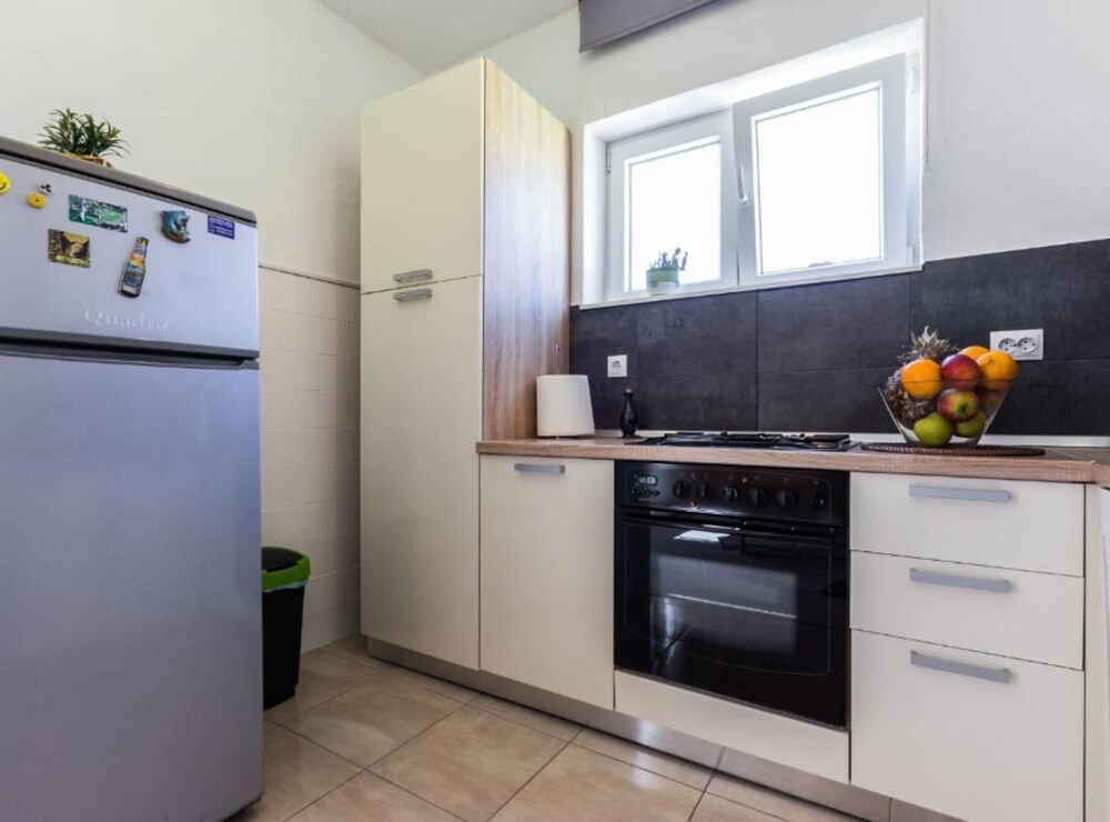 Charming Zadar Apartment Near Old Town With Convenient Access to Beaches