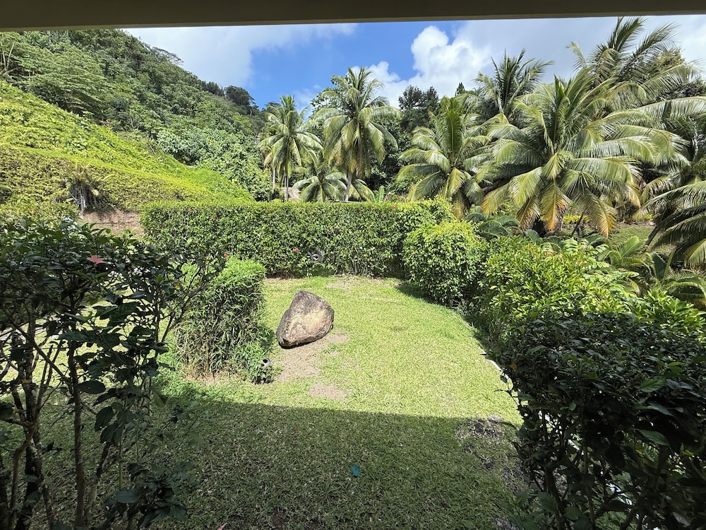 Luna's Home Raiatea