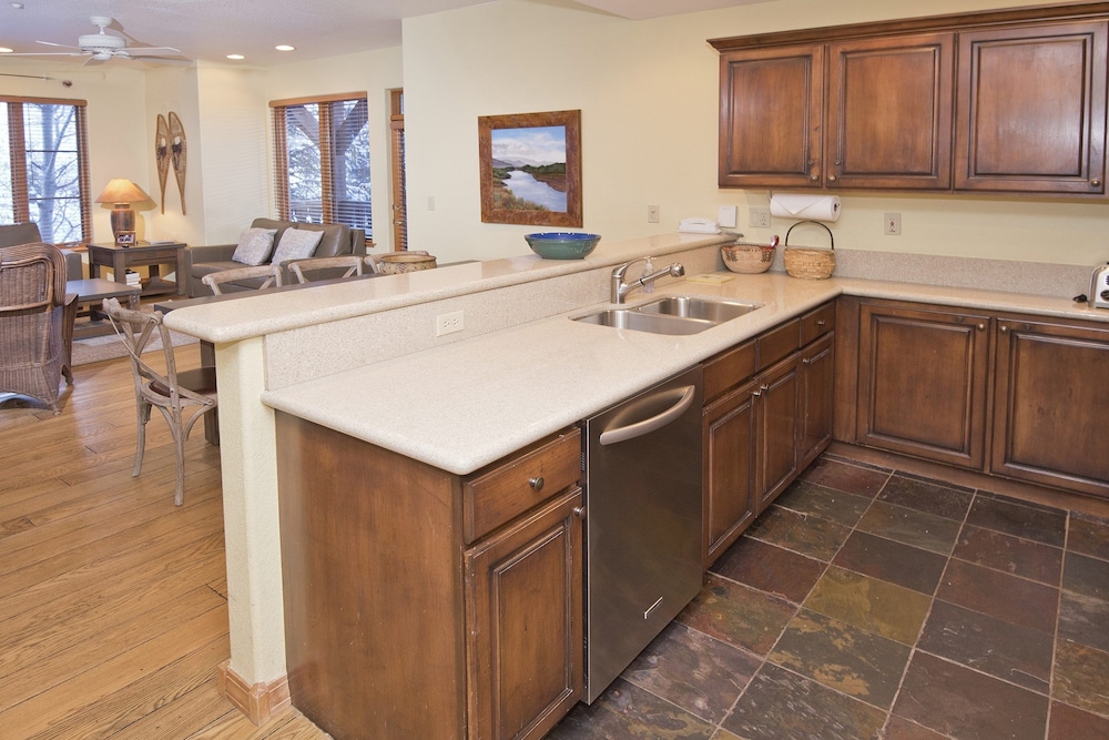 Edwards CO - Aspen Snowmasswood Lodge Vacation Rentals