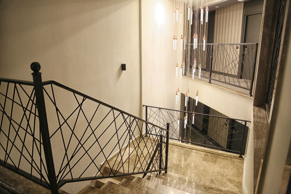 Ramada by Wyndham Mersin - Image 30