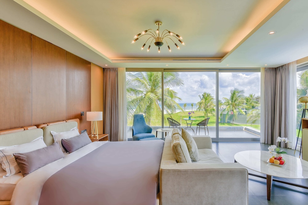 Ocean Luxury Villas Danang