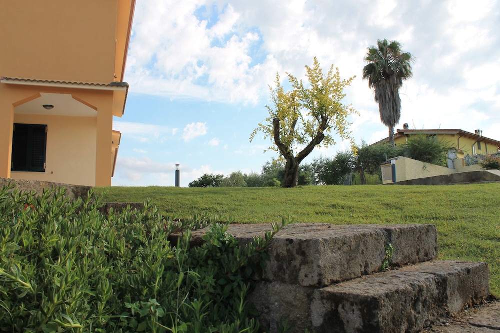Villa Malvasio Pool and Jacuzzi Room Sassari