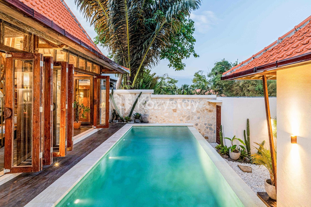 Dewandaru Villa by Kozystay - Canggu