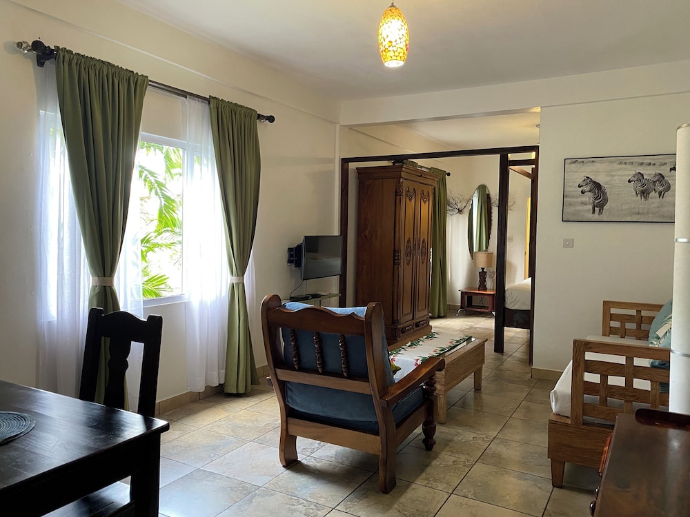 Stephna Residence