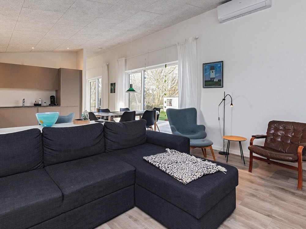 8 Person Holiday Home in Thyholm view 4
