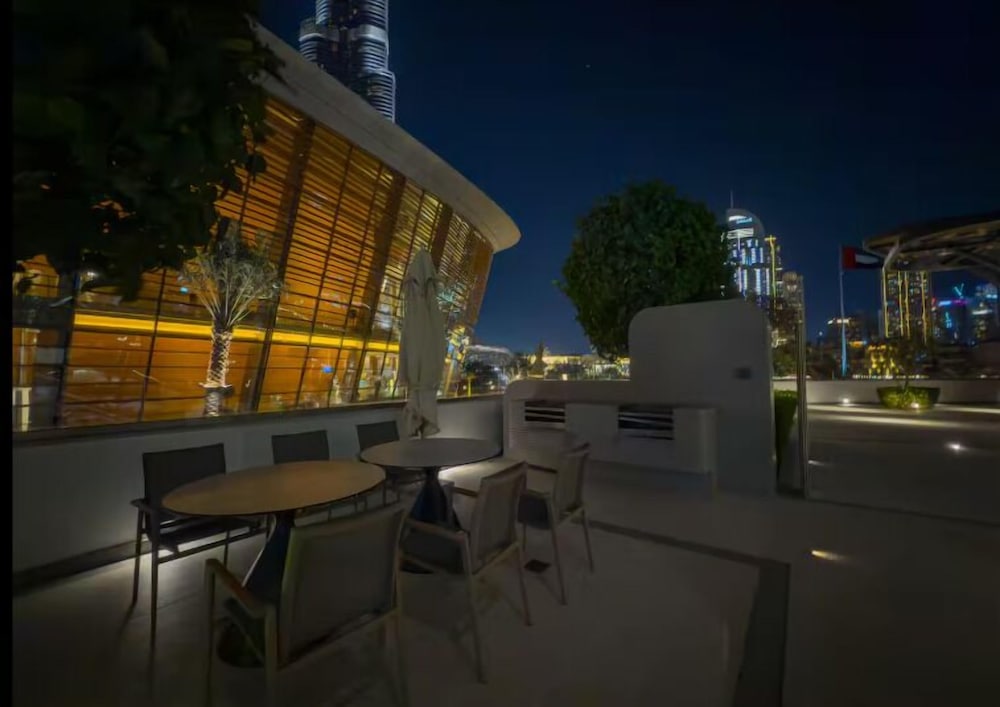 NYE Fireworks View – Burj Khalifa & Fountain