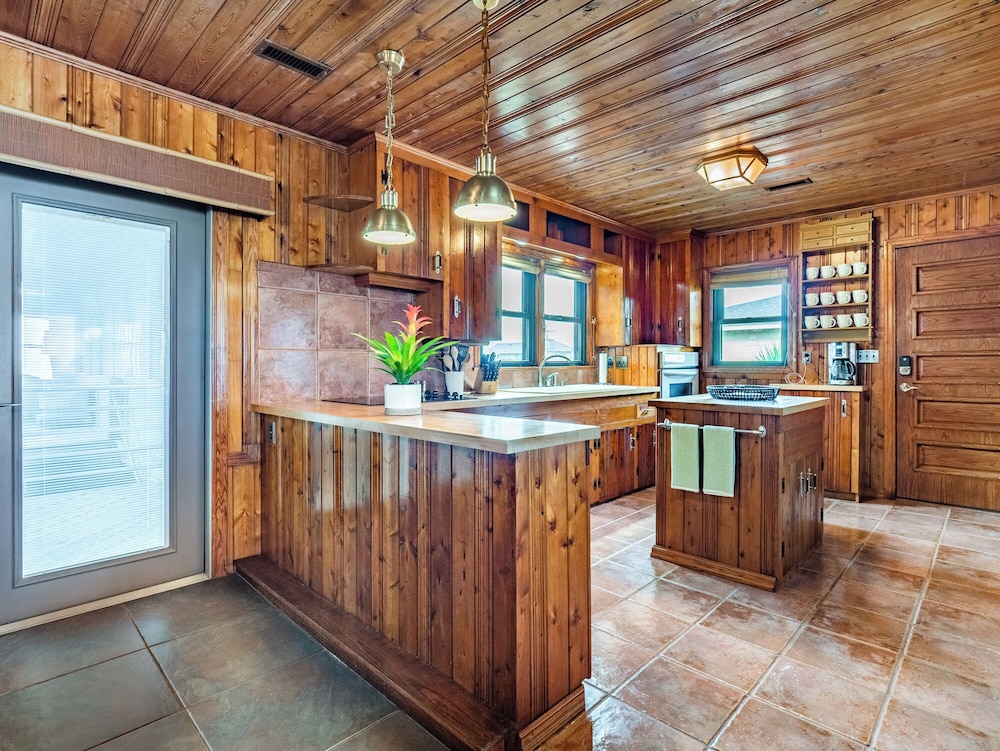 Sea Strapped by Topsail Realty