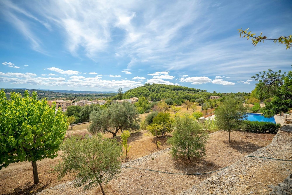 CAN Pulit - Finca rom Ntica Para 2 con Piscina y Vistas en Selva Mallorca