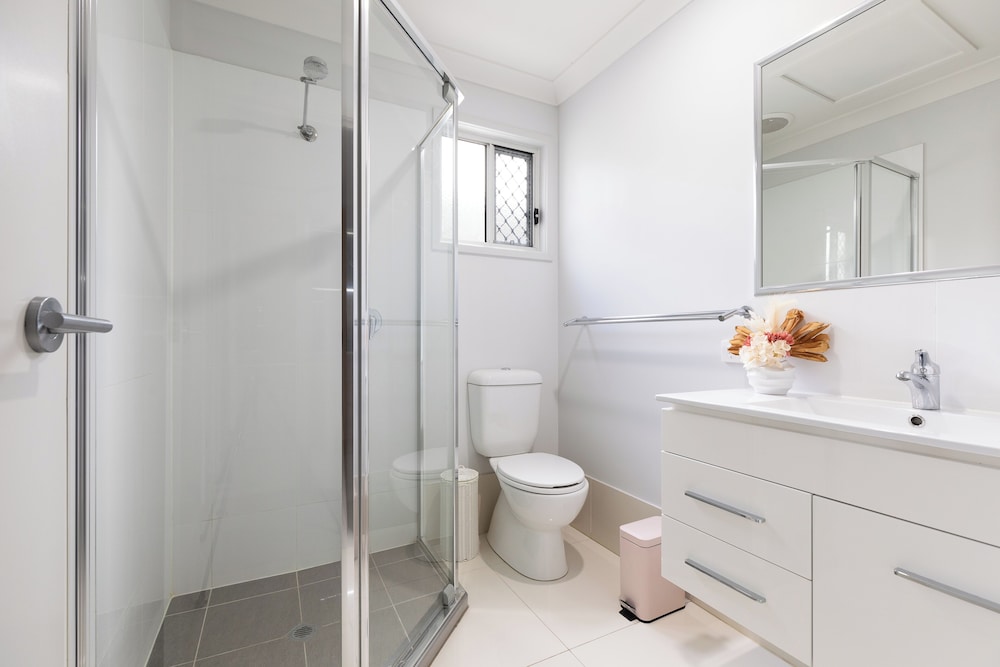Smart Suites Self Check-in Apartments - 39 Freney