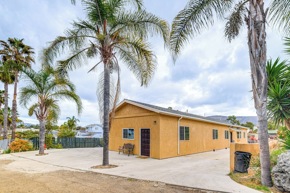 Game Room + Fire Pit: Quiet Family Home in Bonita